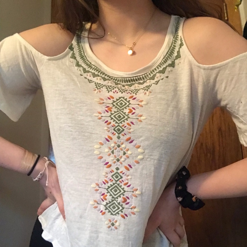 Juniors Mudd flowy top